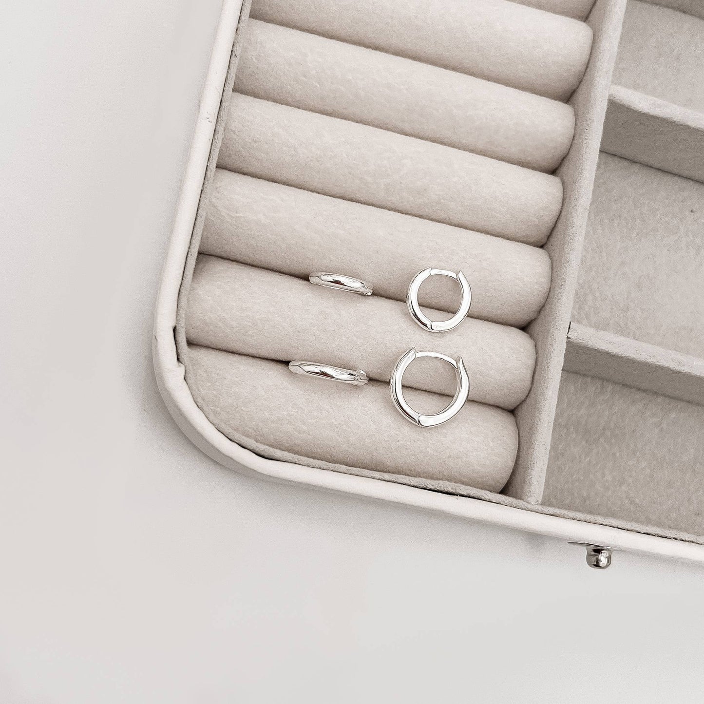 Dupla argolas de click - Elara