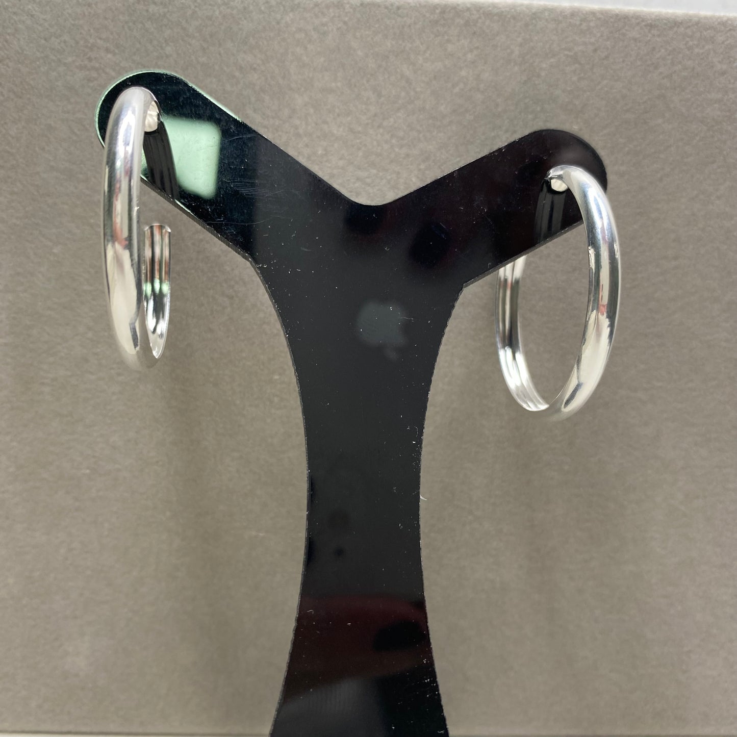 Argola com tarraxa - grande