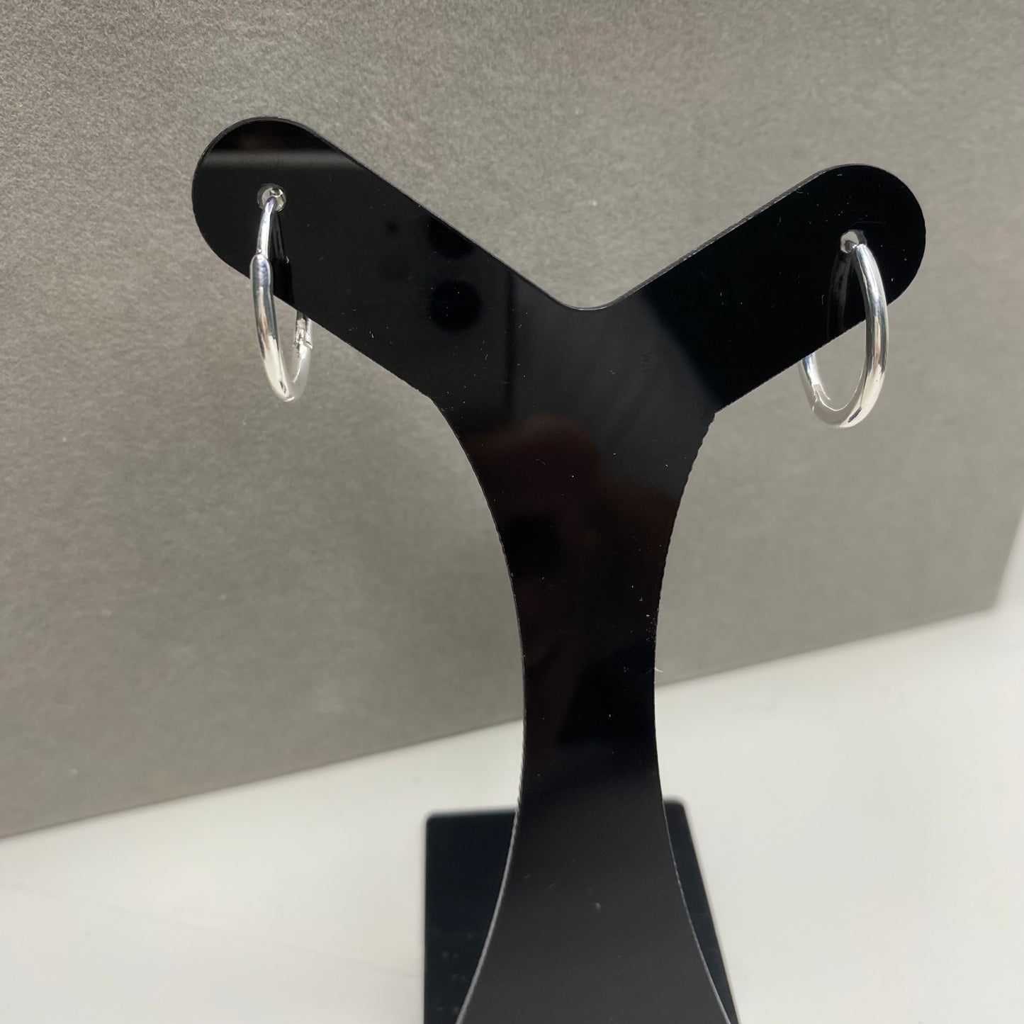 Argola de click fina - pequena