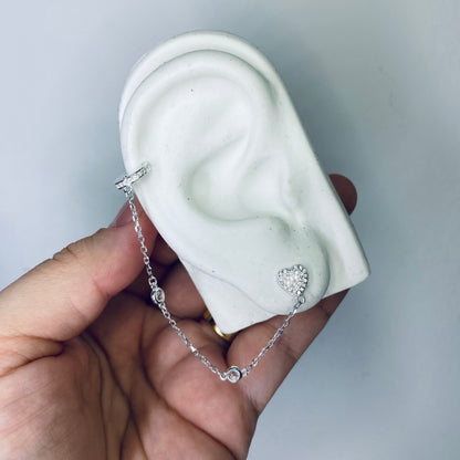 Brinco Coração Cravejado com Piercing Fake