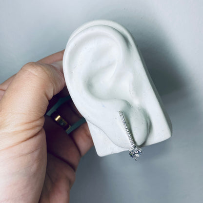 Brinco Palito com Coração em zircônia