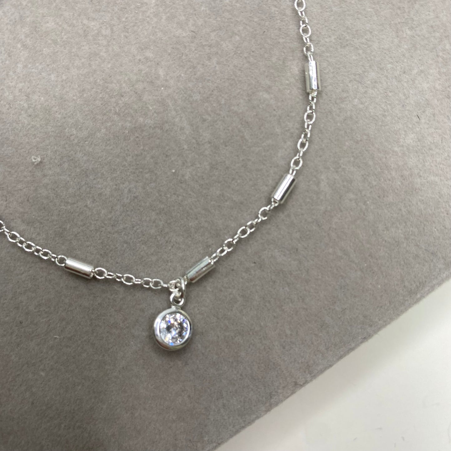 Pulseira de bastão e pingente