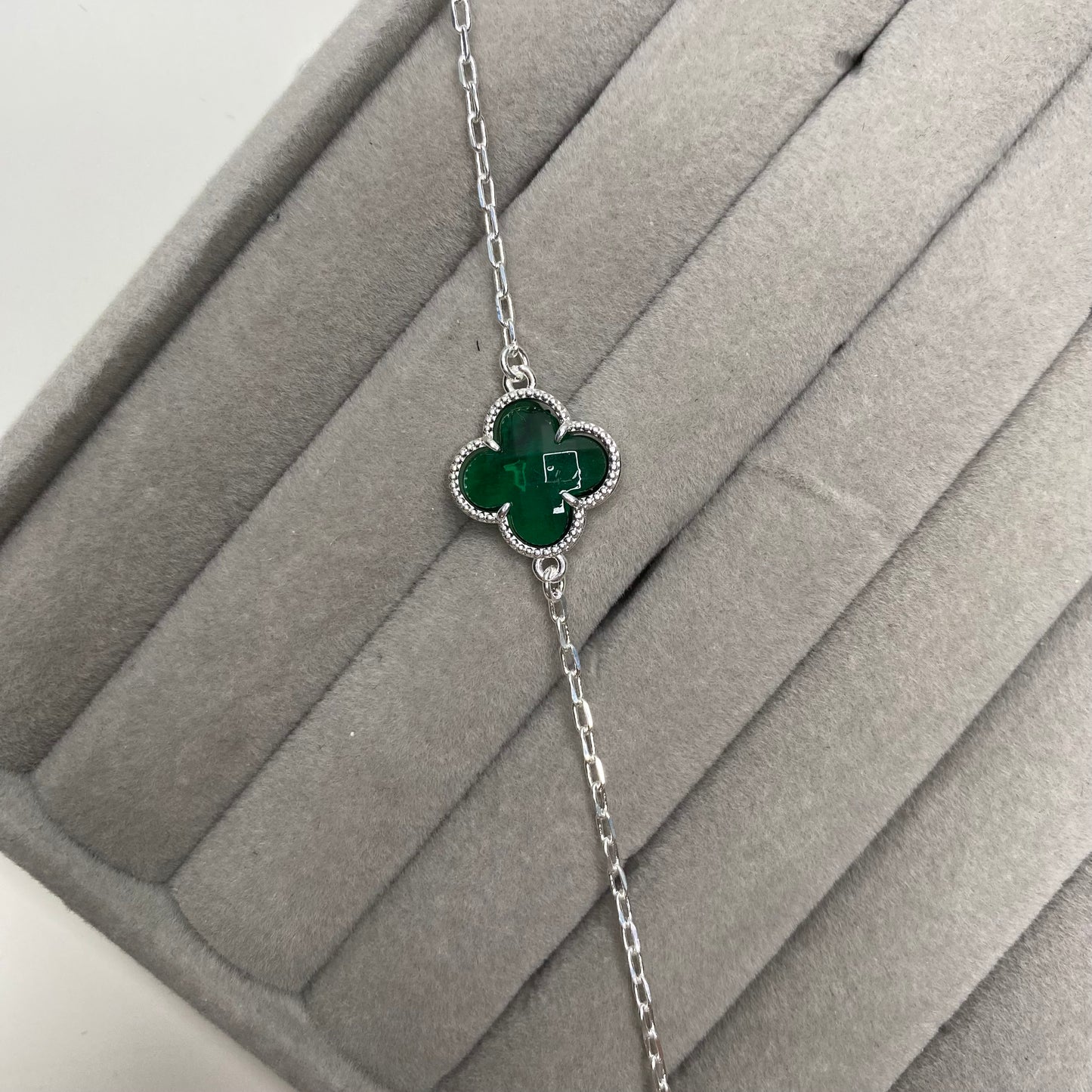 Pulseira trevo - verde (Virgínia)