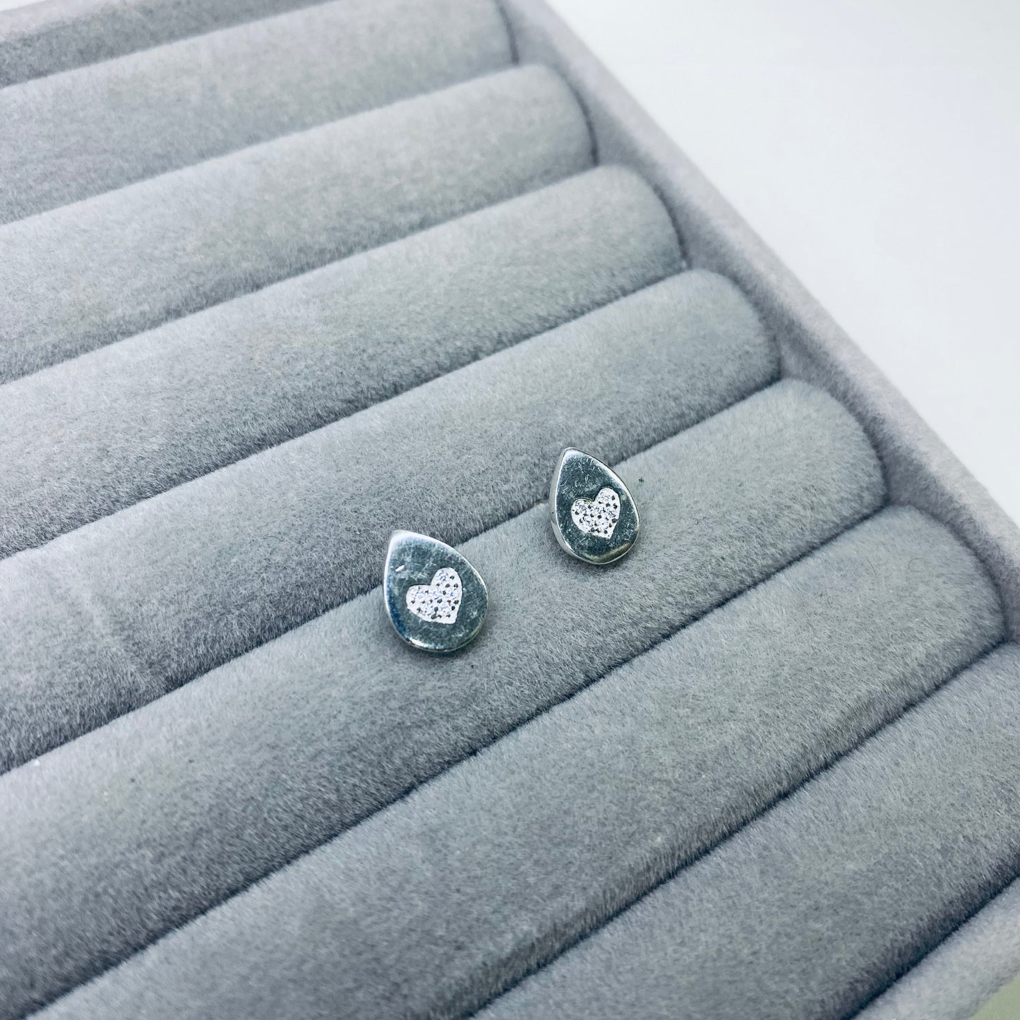 Brinco Gota com Coração