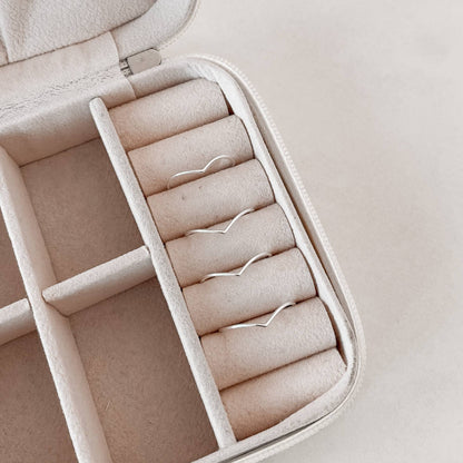 Anel em V Liso - Elara