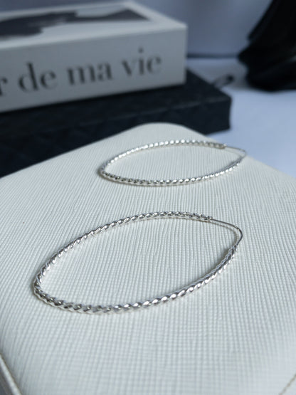 Brinco ALTHEA — Argola Oval Trançada