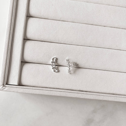 Brinco Ear Cuff 3 corações vazados - Elara