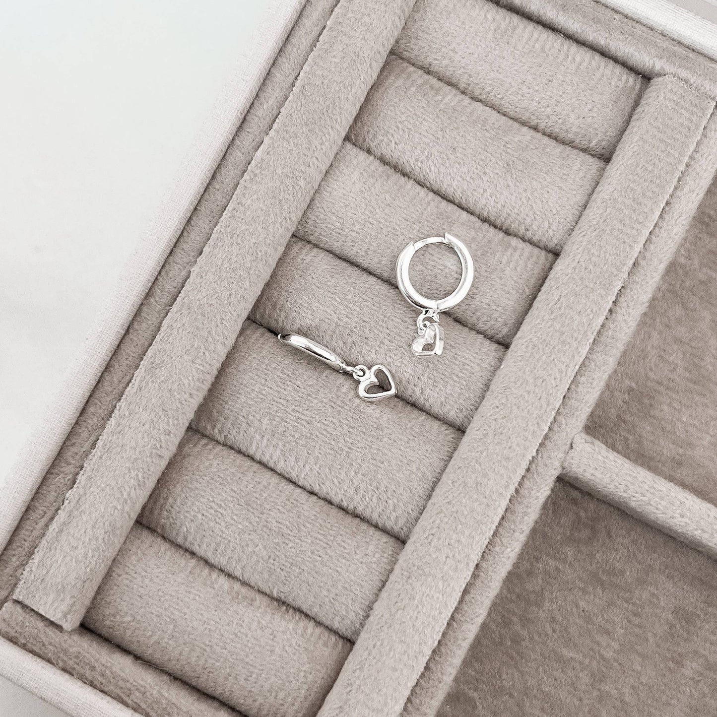 Argola Click com Coração Vazado - Elara