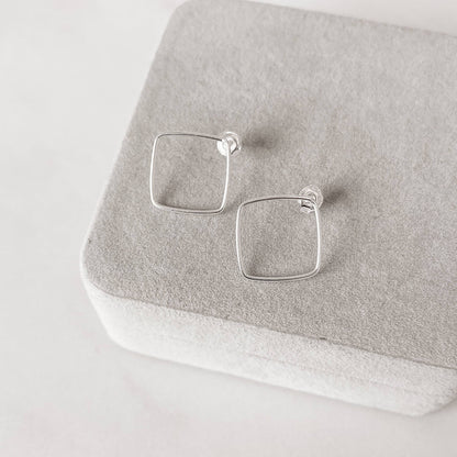 Brinco Losango Vazado - Elara