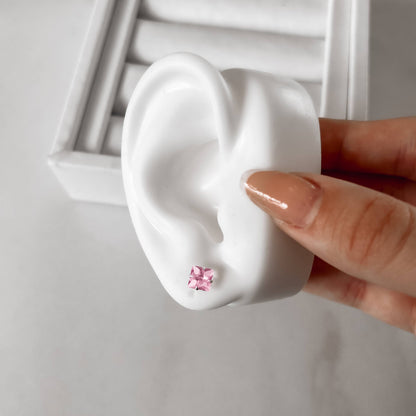 Brinco Zircônia Quadrada Rosa - Elara