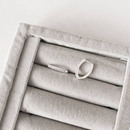 Brinco Argola navete cravejado - Elara