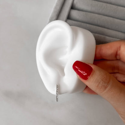 Brinco Argola navete cravejado - Elara