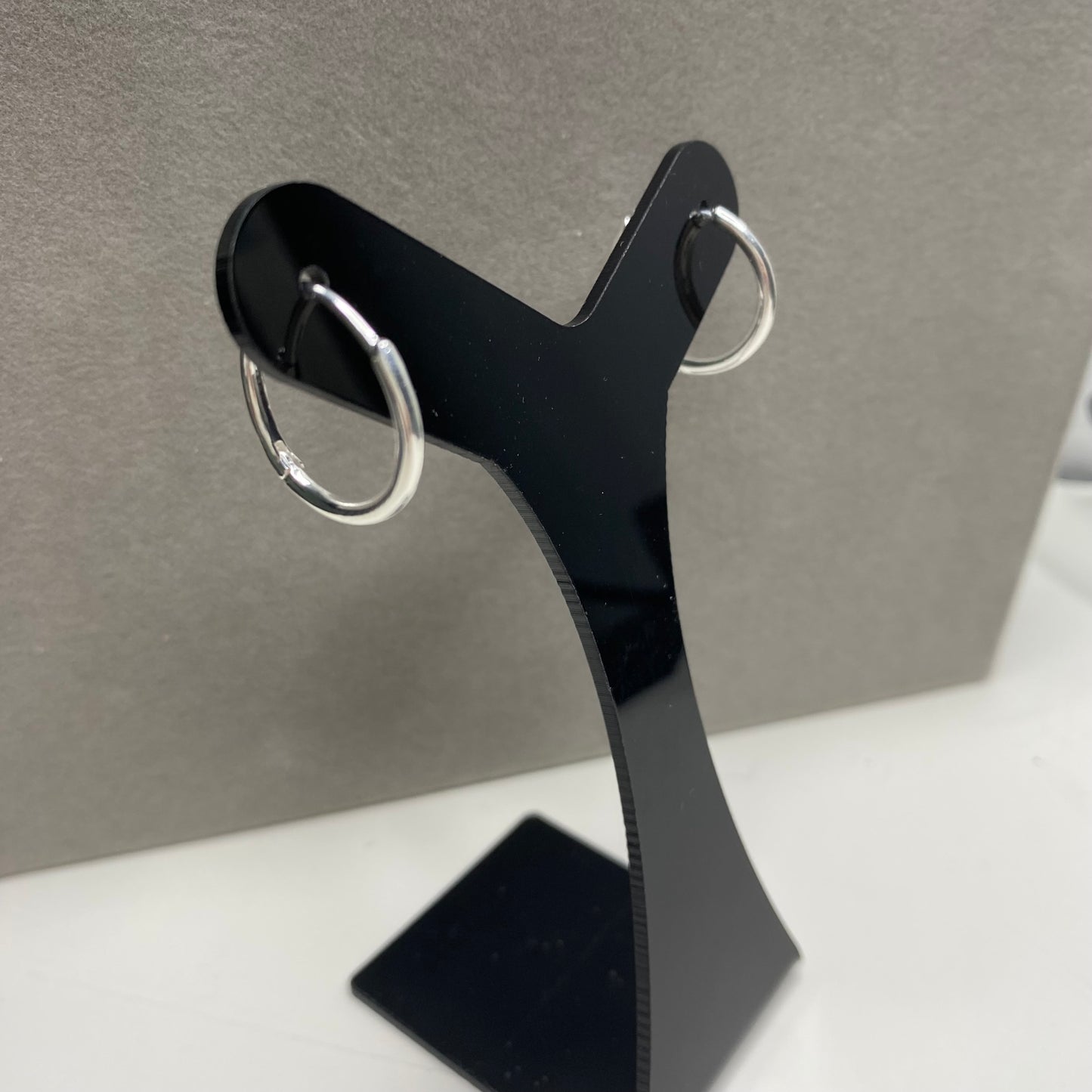 Argola de click fina - pequena