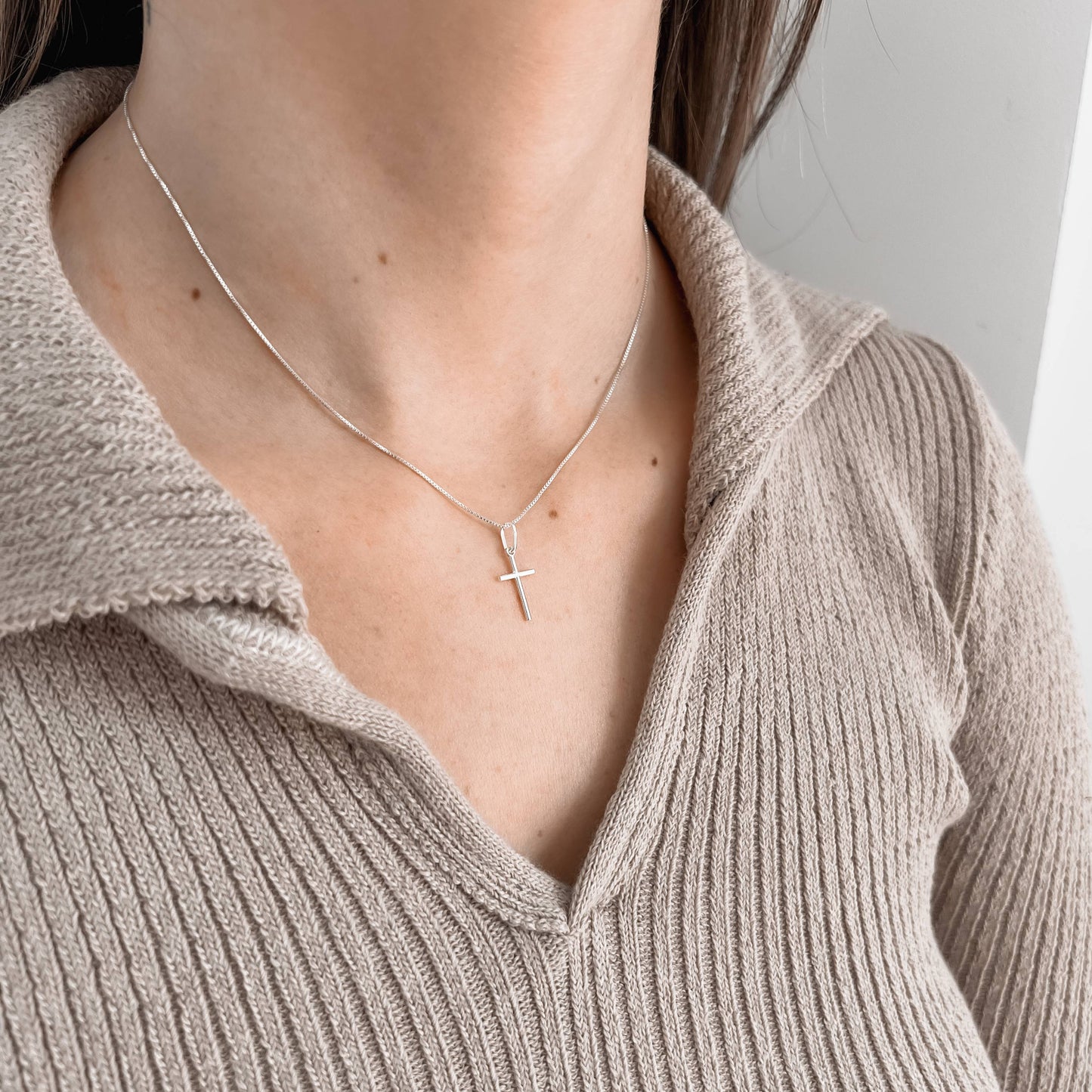 Colar Cruz palito - Elara