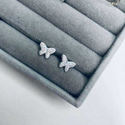 Brinco trabalhado de Borboleta